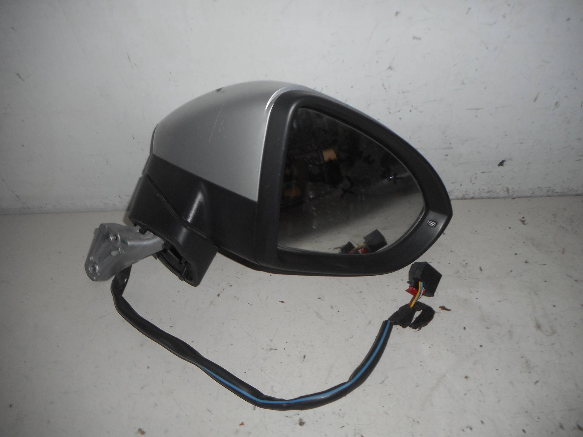 Retrovisore est. regolaz. elettr. dx.